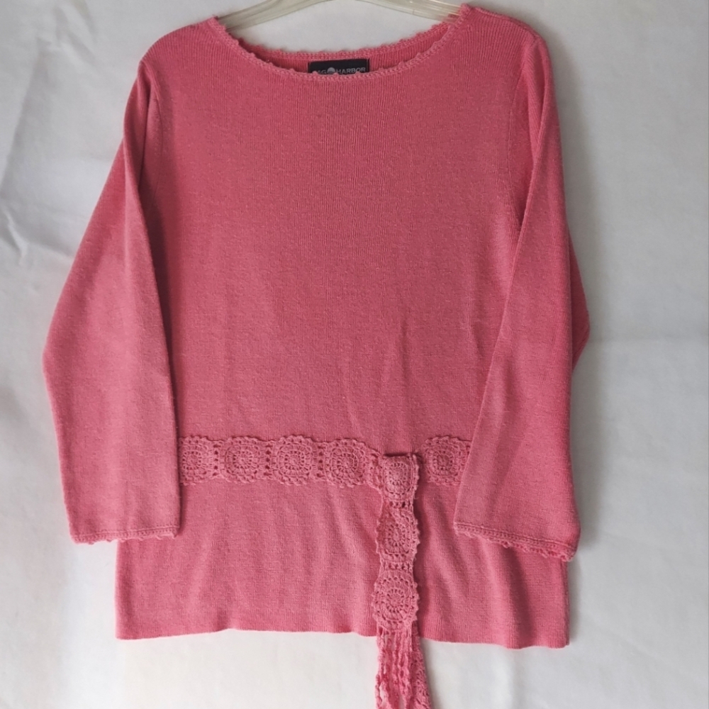 Sag Harbor knit sweater. Size petite medium